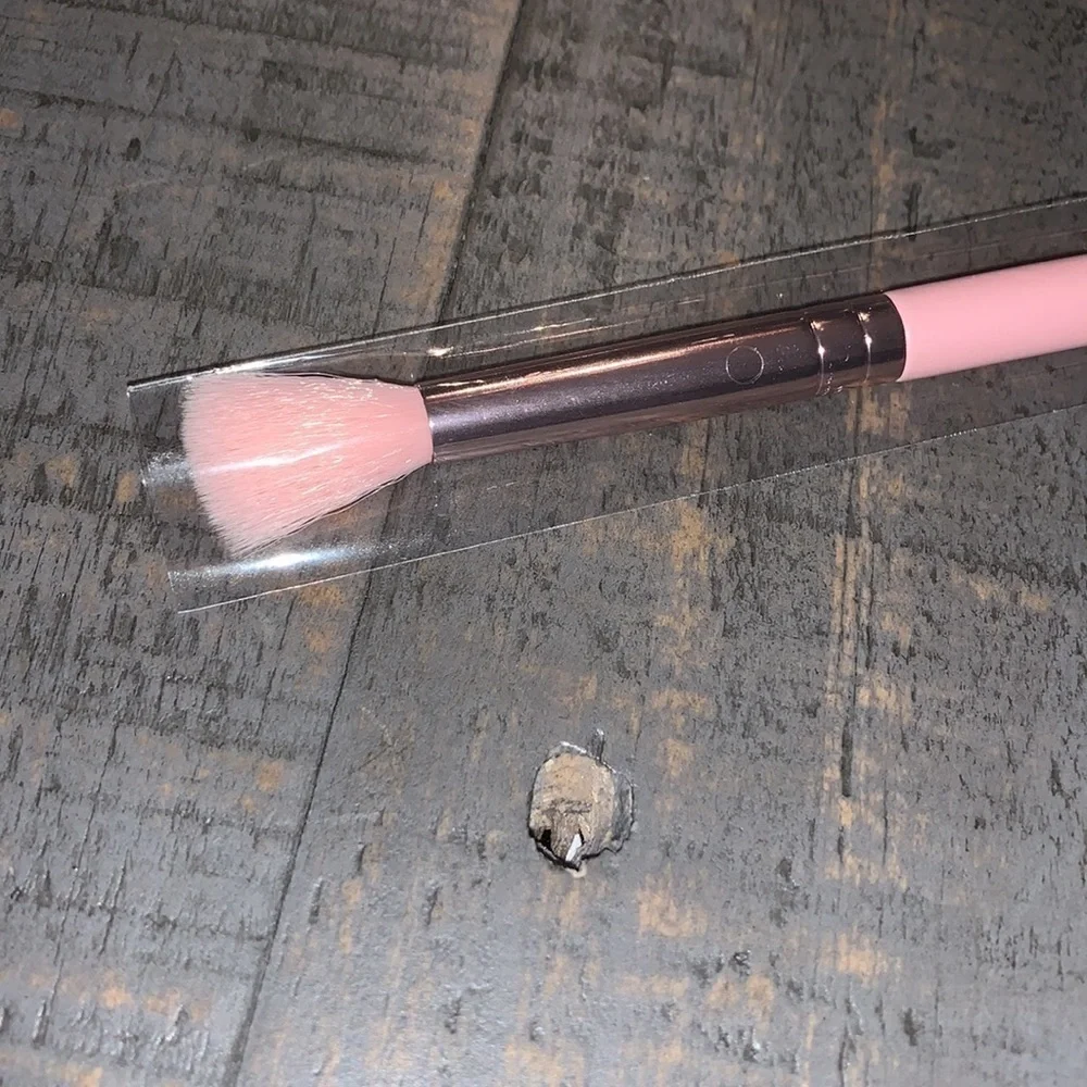 MOTD Flawless Finish Blend Eyeshadow Brush Pink Rose Gold Vegan‎ Makeup Tool NEW